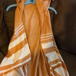 Women's thin knit poncho Hooded